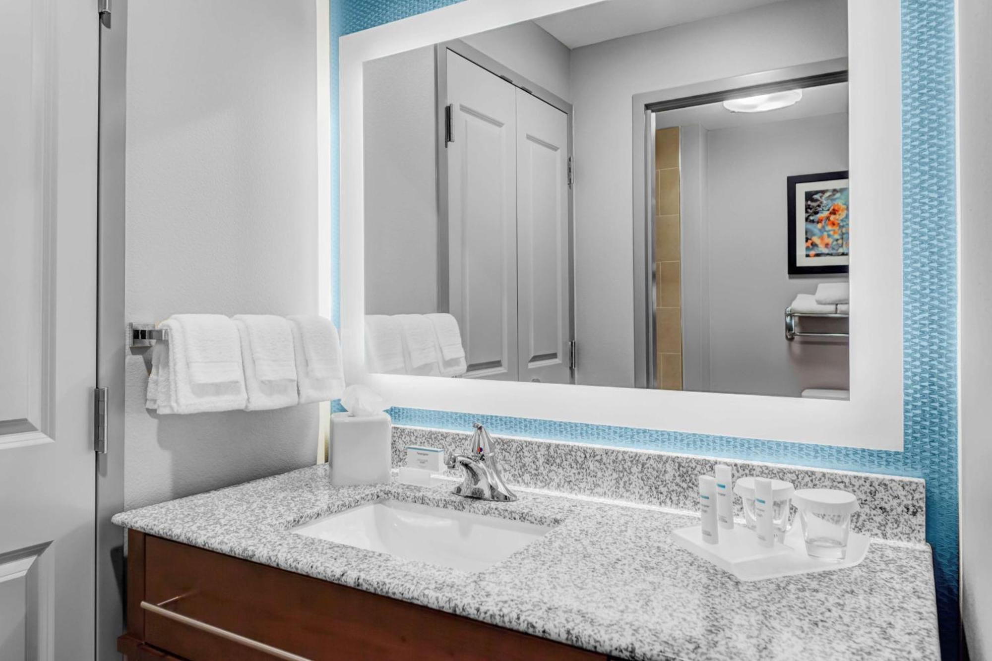 Homewood Suites By Hilton Wauwatosa Milwaukee Exterior foto